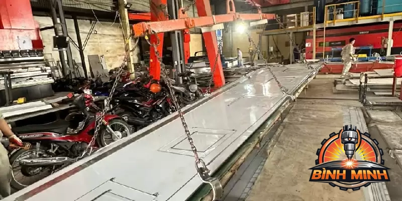 Gia Công Uốn CNC Theo Yêu Cầu, Giá Rẻ Tại TP.HCM
